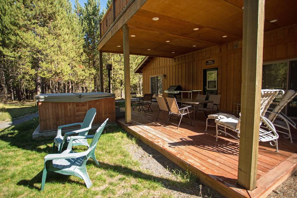 Diamondstone Guest Lodges La Pine Exterior photo