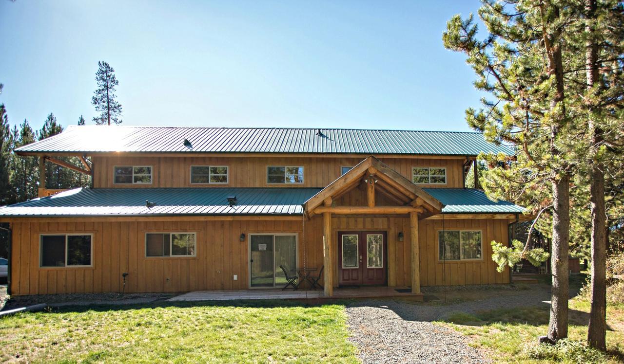 Diamondstone Guest Lodges La Pine Exterior photo